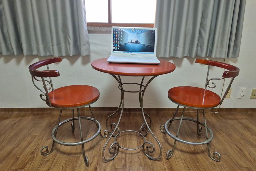 가장 아늑하고 넓은방 0번째 이미지