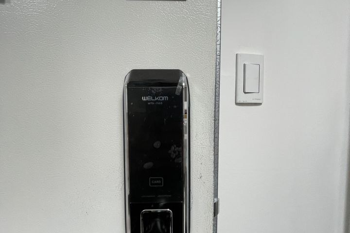 Room 102 / Warm Room / Bucheon Station 12th image