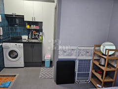 Convenient transportation and parking, studio 2th image