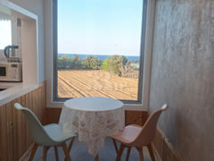 Two-room unit with an ocean view in Aewol, Je 1th image