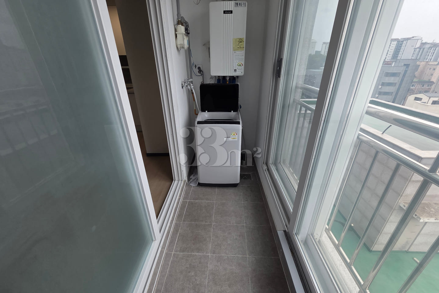 Studio apartment, 6-minute walk from Songtan  4th image