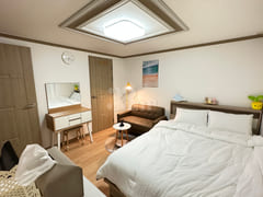 Comfortable 1.5 Room #302 1th image