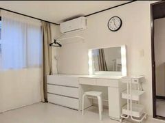 Two-bedroom apartment, 5-minute walk from Ewh 6th image