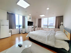 Dunsan, fully furnished with a great view 1th image
