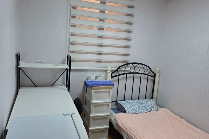 밝은톤의 여성전용방 2번째 이미지