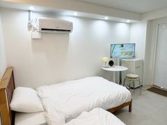Seoul Myeongdong Station Area Twin Room 2 2th image