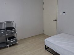 Two-bedroom apartment 9th image