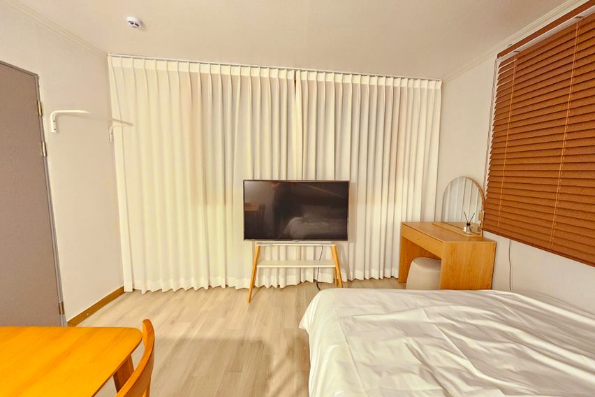 부산역6분 투룸 퀸침대