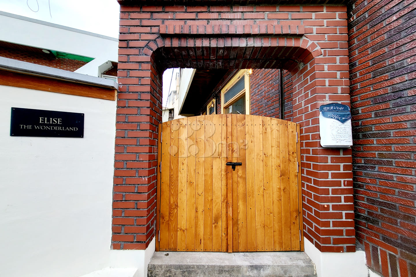 Aesthetic accommodation with a view of Busan 18th image