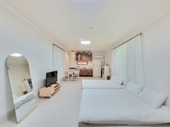 Juyang Shelter Brick House 0th image