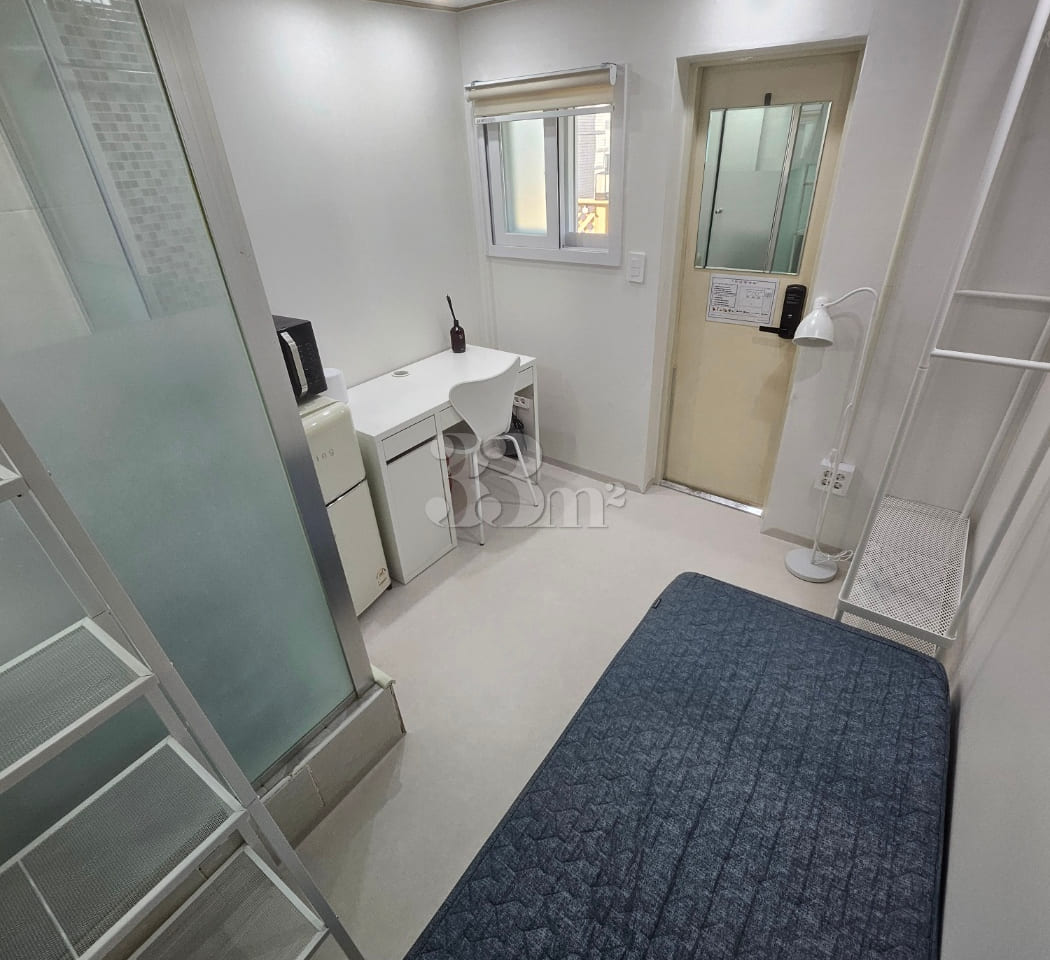 Room 502 1th image
