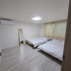 홍대 여성전용 쉐어🧡 방 이미지