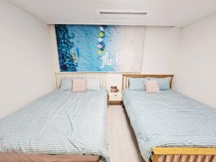 Luxurious, spotless 33-pyeong home 4th image