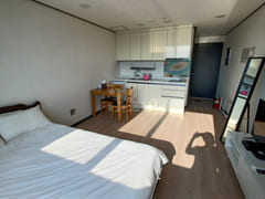 Seogwipo accommodation with all utilities inc 3th image
