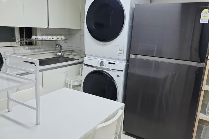 6-room house in Hongdae Yeontral Park area 3th image