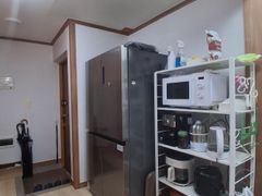 넓은 거실에 킹침대 7번째 이미지