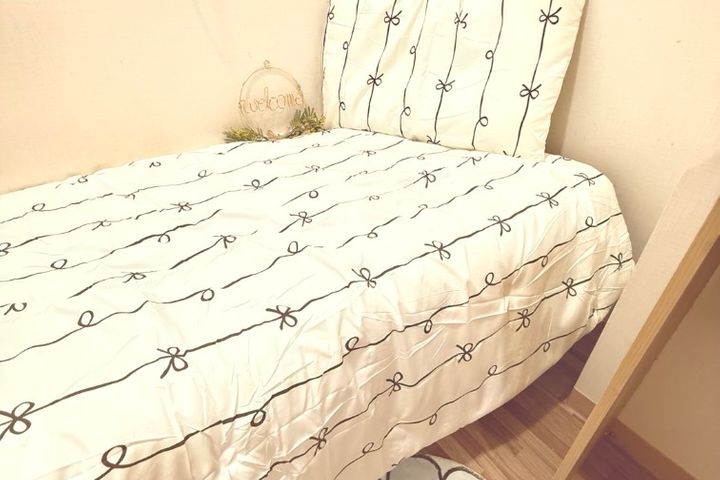 New, fully-furnished room for women (2 availa 9th image