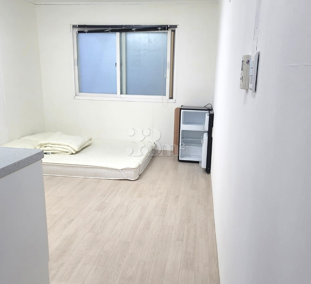 Cheongdam-dong, fully furnished 1th image