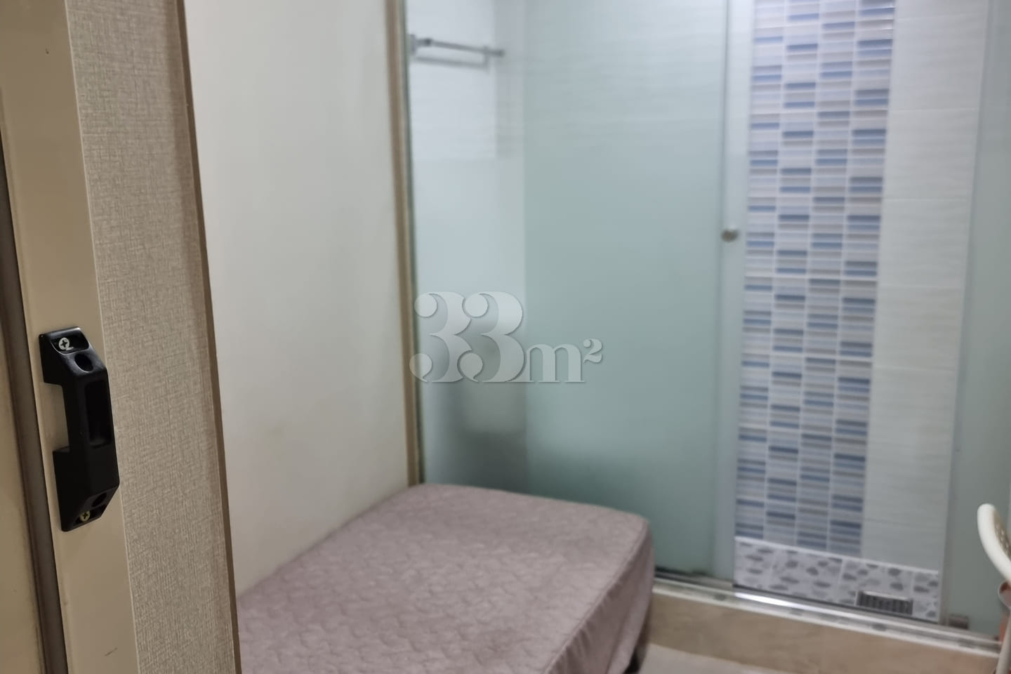 Room 101: A+ Room with Exterior Window 13th image