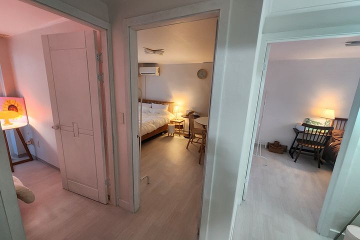 3-room apartment, 6 minutes from Hongik Unive 3th image