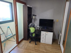 Gusiul Unit 202 3th image