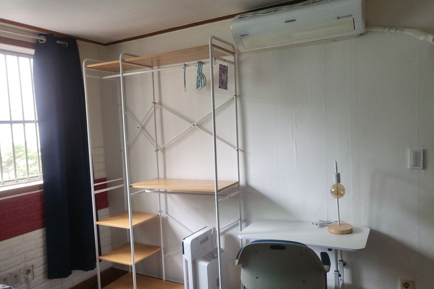 우장산역 봄날 하우스B