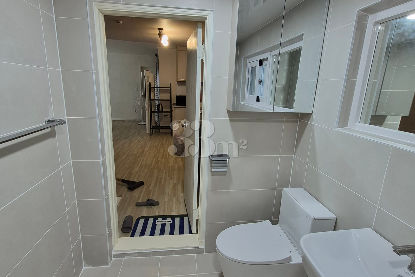 5-minute walk from Toseong Station and Kkangt 14th image