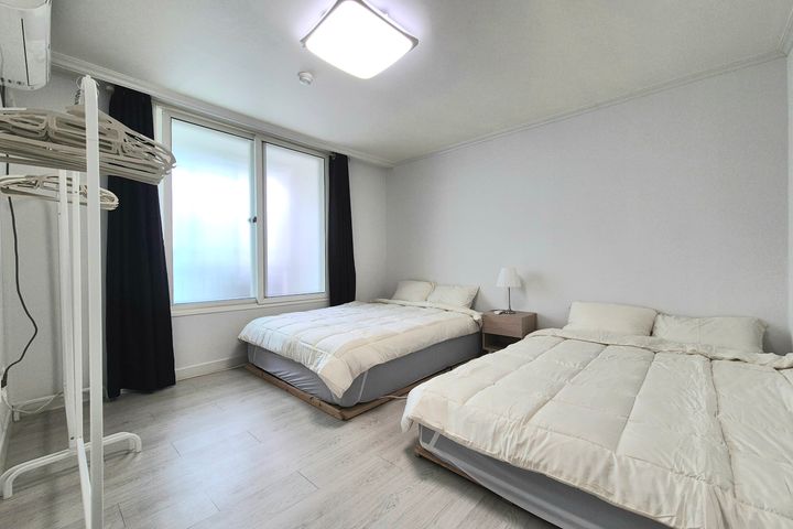 🔥Fully Remodeled & Fully Furnished🔥 4th image