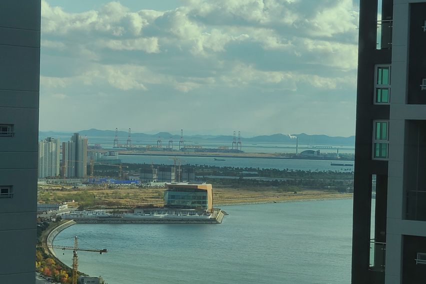 달빛축제공원역 5분거리