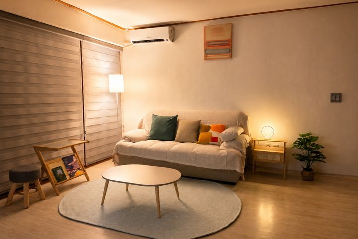Spacious, Great-Value 2-Room Unit (Sleeps 3) 5th image