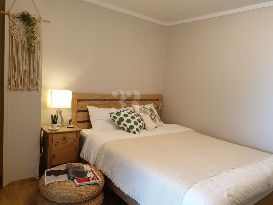 Cozy and comfortable room. 4th image