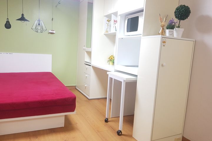 Room 201 0th image
