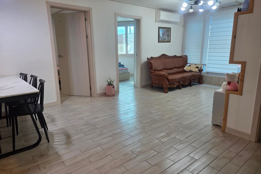 넓고 편안한곳 집 0번째 이미지