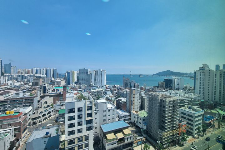 Fully furnished, 2 bedrooms, Gwangan Bridge v 12th image