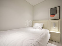 5th floor, 4 beds for 4 people + 2 bathrooms 5th image