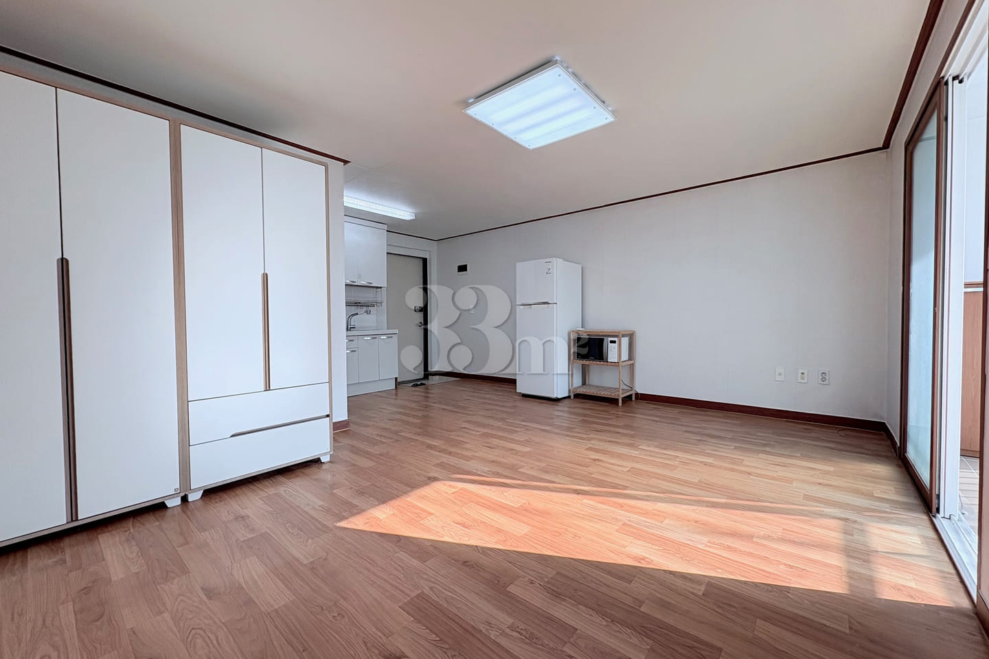 Spacious studio apartment near Deokgye Statio 1th image