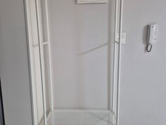 Retreat Room - Dryer Available 2th image