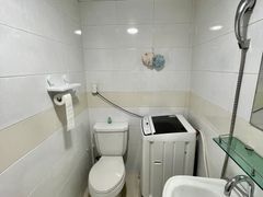 No. 106 6th image