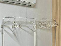 Room 201 8th image