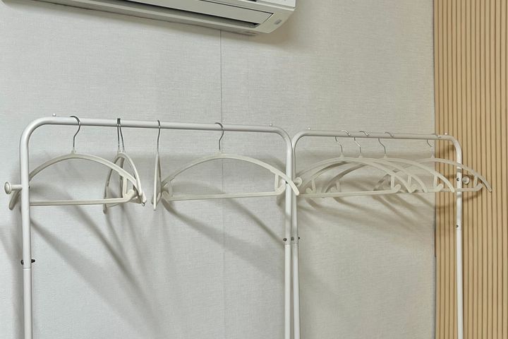 Room 201 8th image