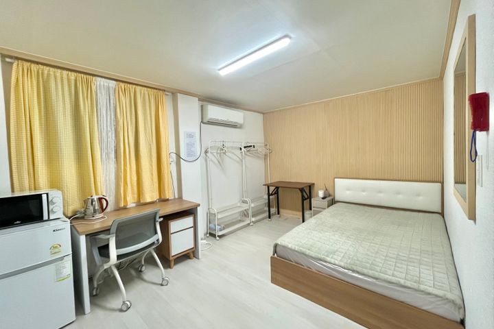 Room 201 1th image