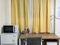 Room 201 11th image