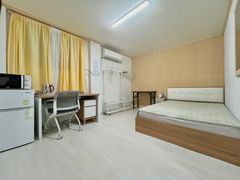 Room 201 0th image
