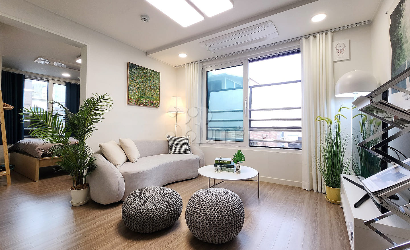 🌈 COEX Two-Room Unit #303 0th image