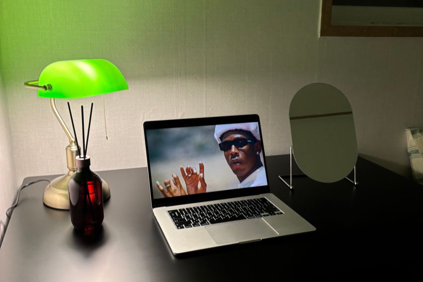 신촌역 4분 2룸 4인 0번째 이미지