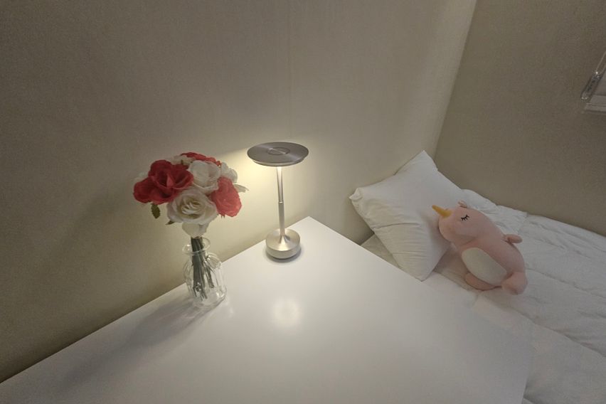 B룸(2인실)-창측침대