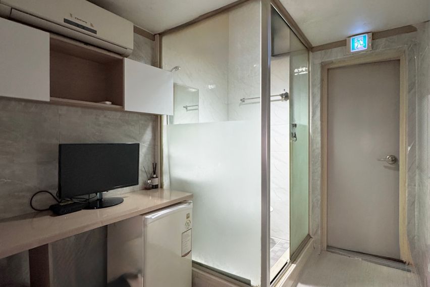 창문O / 201호 0번째 이미지