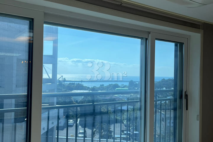 An unobstructed ocean view