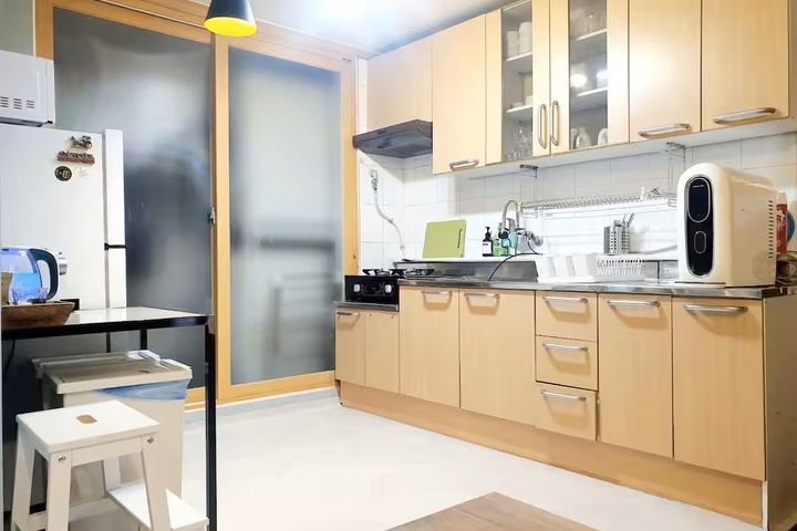 Cozy 4-room apartment, 7 minutes from Seoul S 5th image