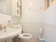 Cozy 4-room apartment, 7 minutes from Seoul S 7th image
